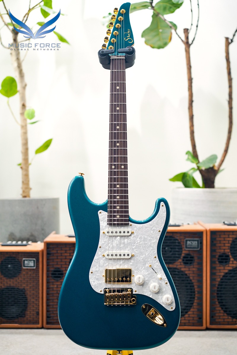 Suhr Classic S Dealer Select Limited Run - Ocean Turquoise Metallic w/White Pearl Pickguard, Match Painted Headstock, Gold Hardware &amp; SSCII System (2024년산/신품) - 79444