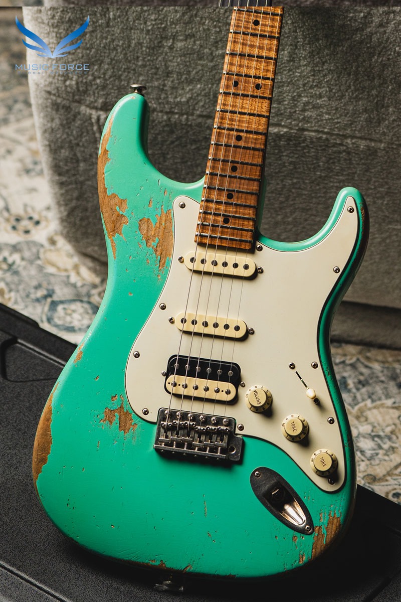 Luxxtone Choppa S Heavy Aging HSS-Seafoam Green w/Aged Parchment Pickguard &amp; 1-Piece Roasted Flame Maple Neck (2023년산/신품) - 0753
