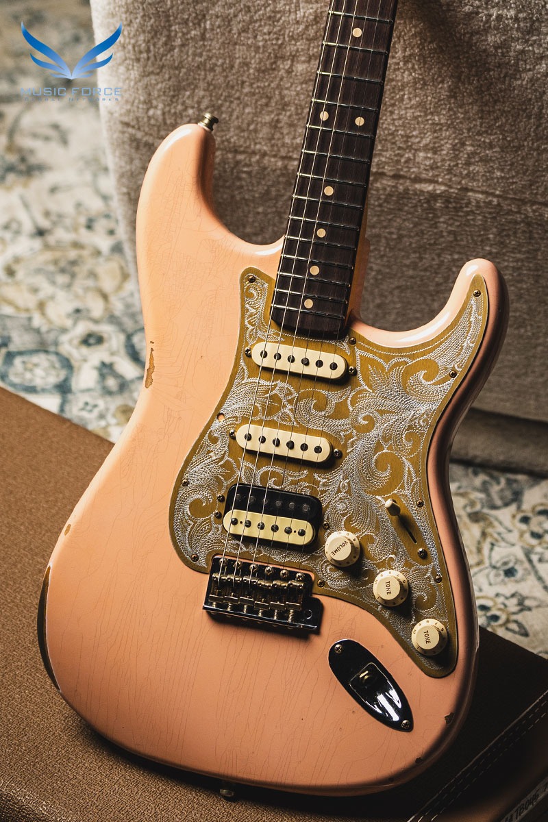 Fender Custom Shop Limited Edition Tyler Bryant Signature &quot;Pinky&quot; Strat Relic-Aged Shell Pink (2023년산/신품) - TB045